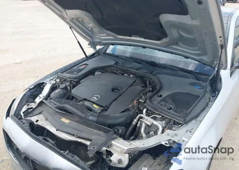 2020 Mercedes-Benz E 350 from USA, damaged, VIN WDDZF8DB7LA737796